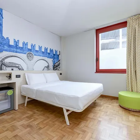 B&B Hotel Verona Szálloda 3*