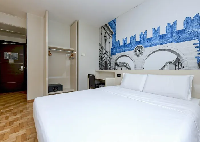 B&B Hotel Verona Hotel 3*