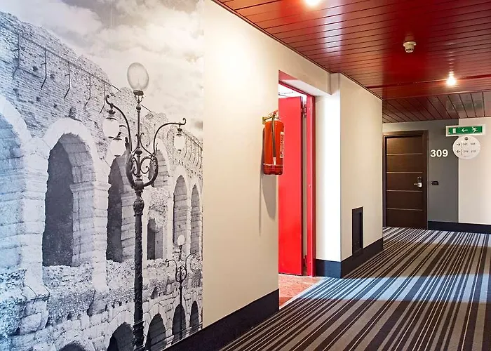 Hotel B&B Hotel Verona 3*